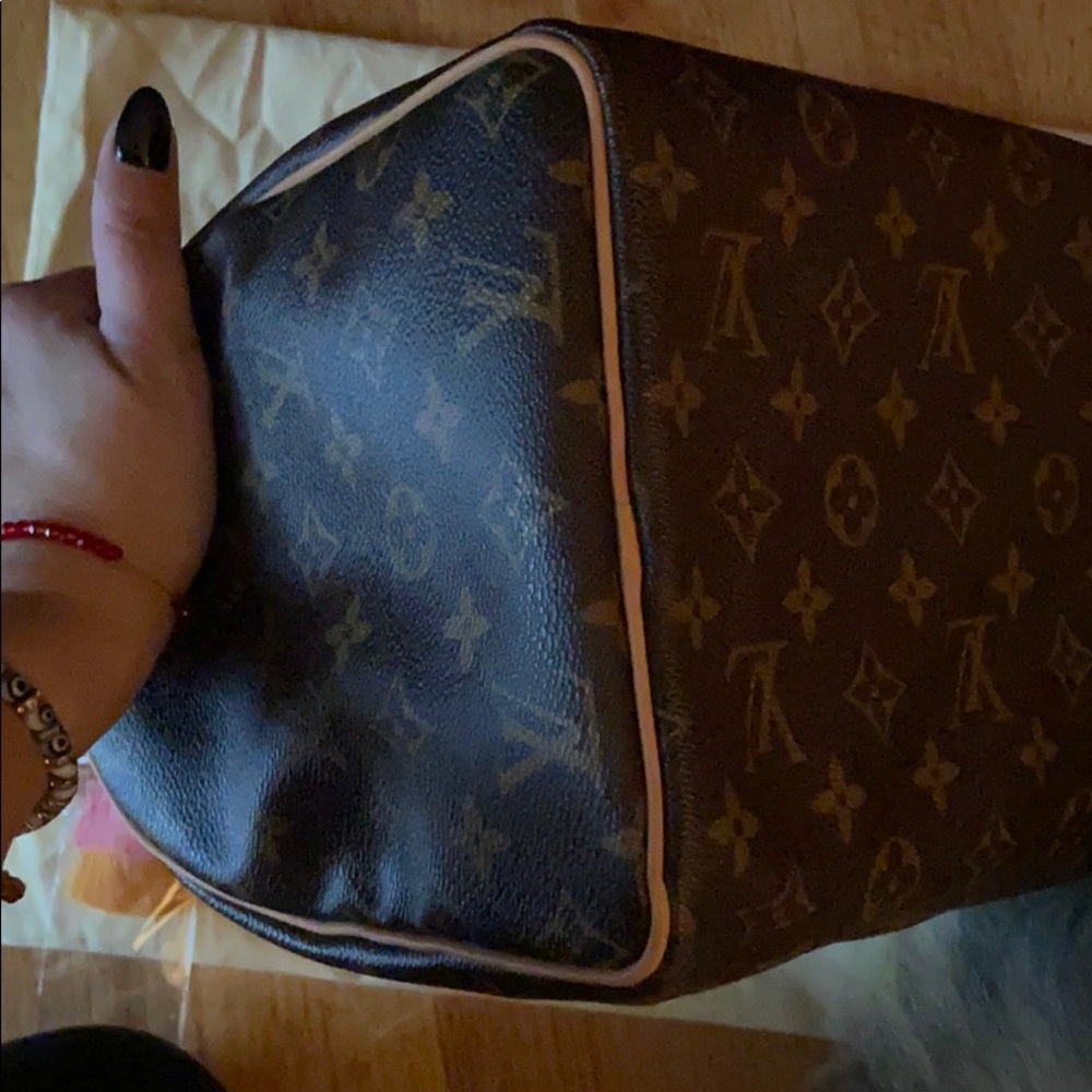 Louis Vuitton speedy 30 🌟sold out in stores🌟 - Picture 7 of 16